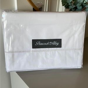 NEW Peacock Alley duvet cover king/cal king